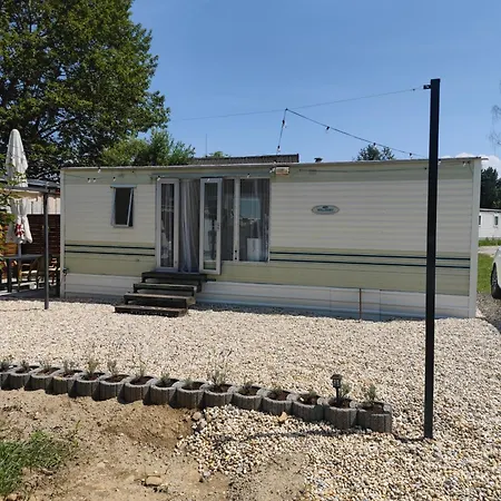 Holiday home Mobilno Dechtare Galovany